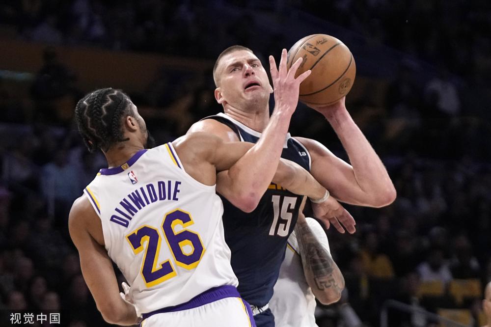 理层和裁判 理层和裁判