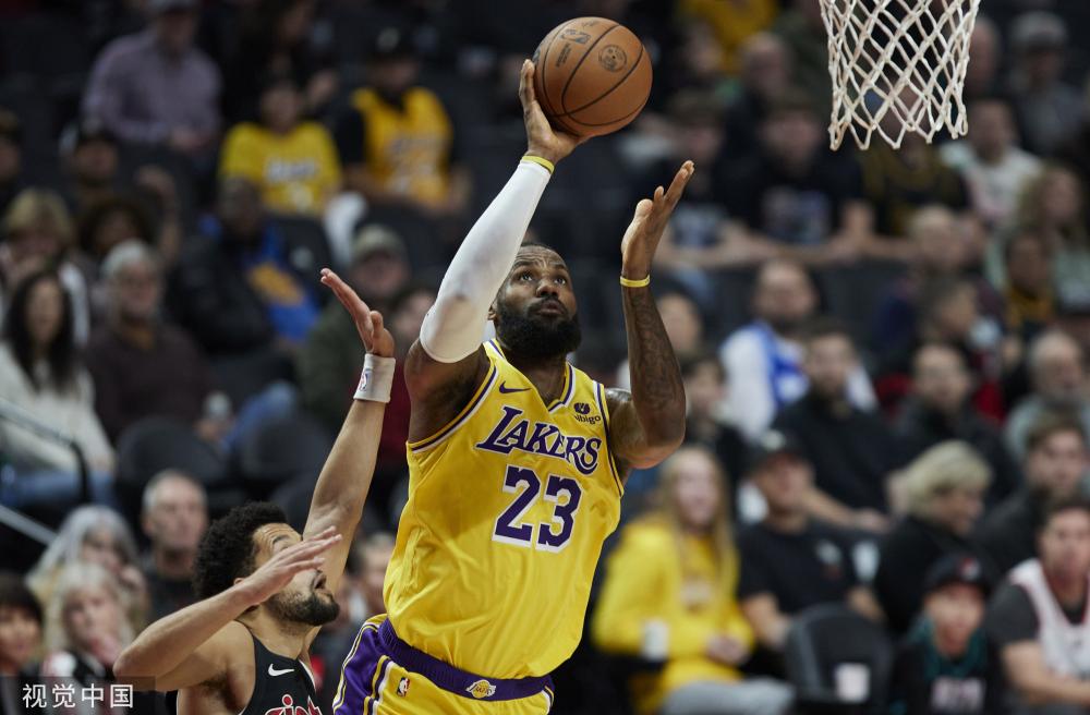 中场储备的 中场储备的